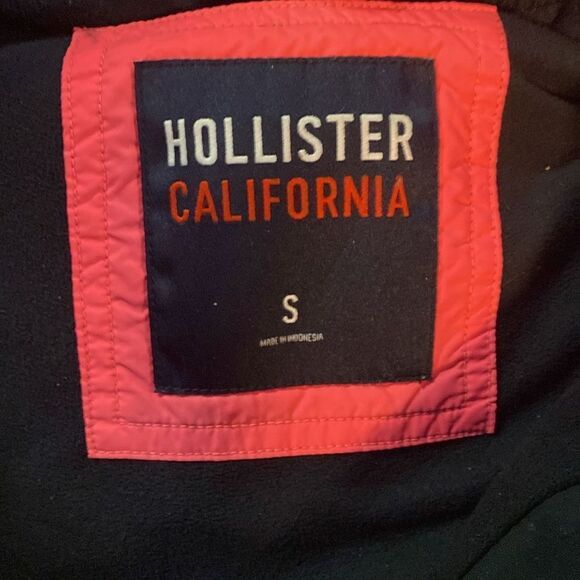 `Size Small Hollister Fleece Lined Bomber - Picture 4 of 5